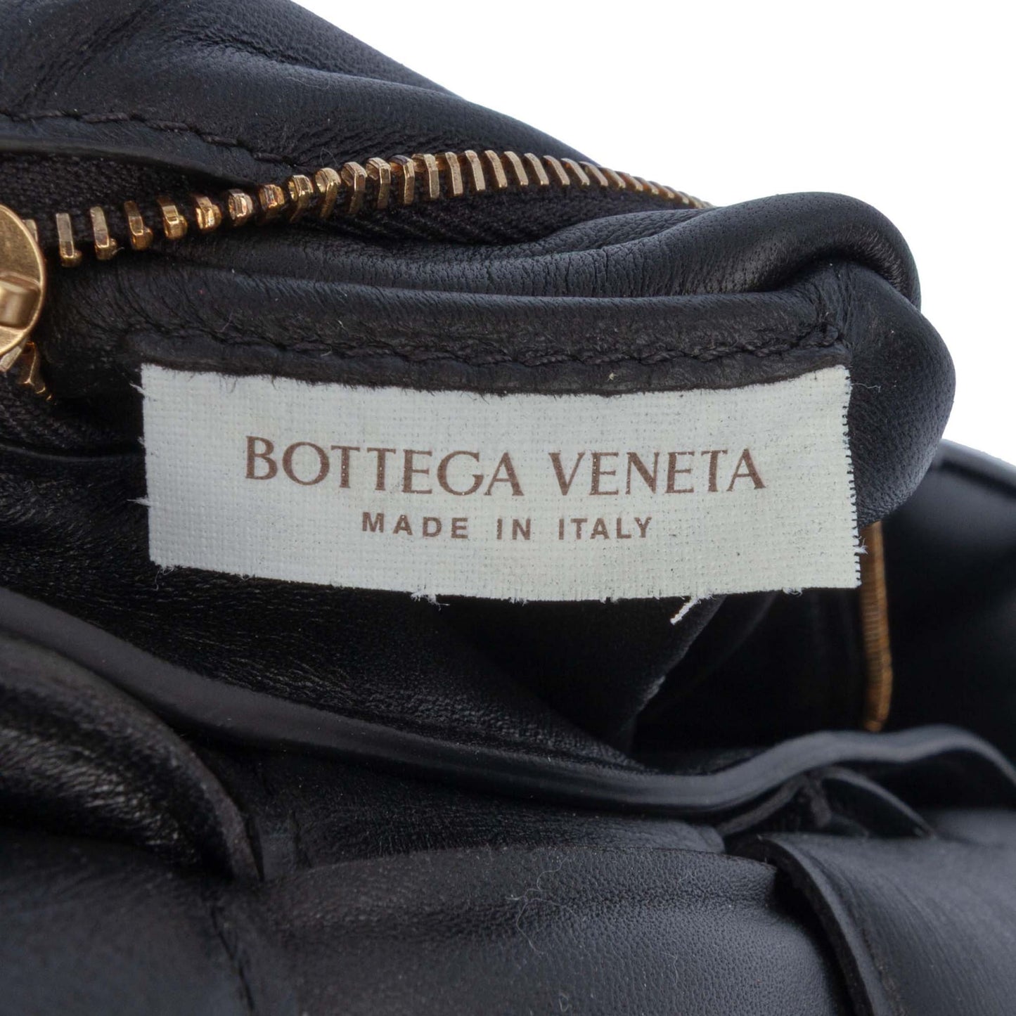 Second hand Bottega Veneta Padded Cassette Leather Crossbody Black - Tabita Bags