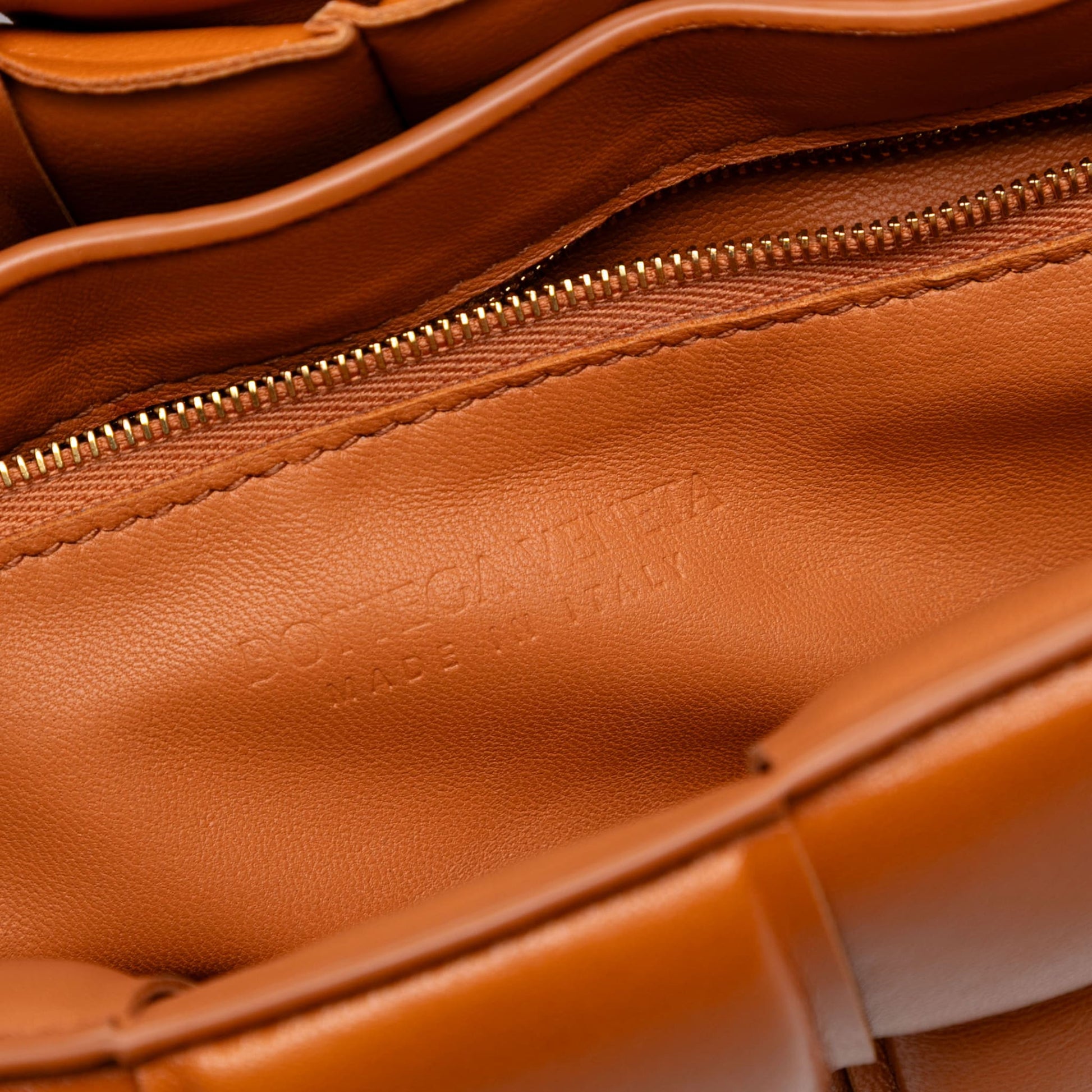 Second hand Bottega Veneta Padded Cassette Leather Crossbody Orange - Tabita Bags