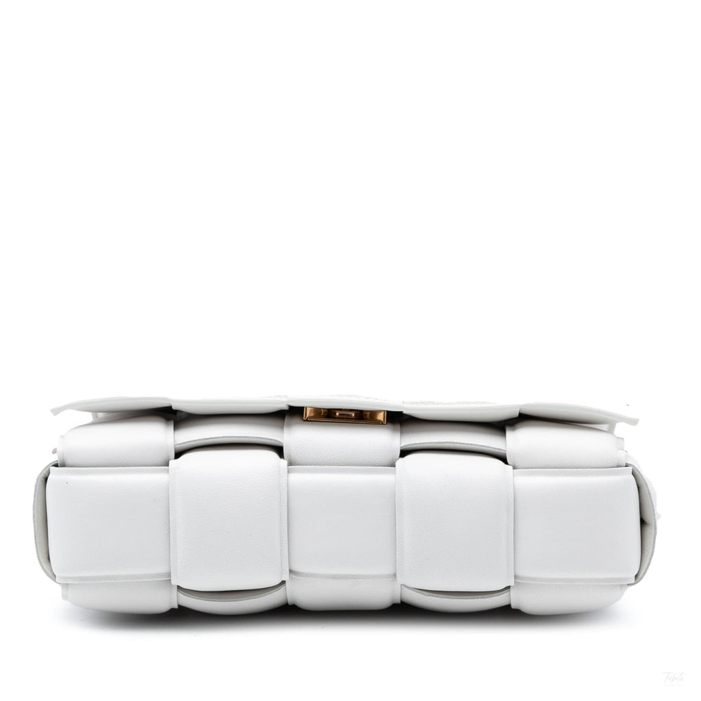 Second hand Bottega Veneta Padded Cassette Leather Crossbody White - Tabita Bags