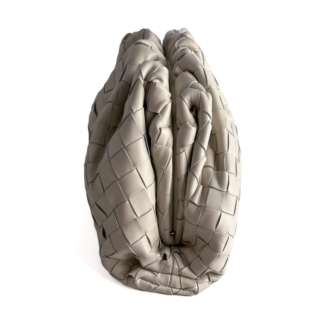 Second hand Bottega Veneta Pouch Small Intrecciato Leather Pouch Clutch White - Tabita Bags