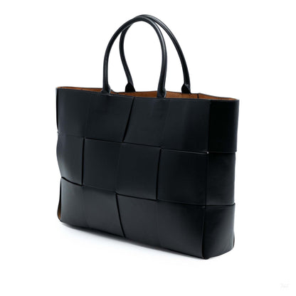 Second hand Bottega Veneta The Arco Large Maxi Intrecciato Leather Tote Bag Black - Tabita Bags