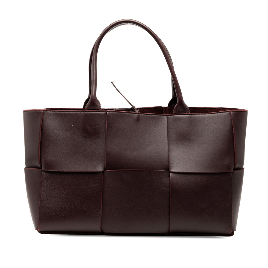 Second hand Bottega Veneta The Arco Medium Leather Maxi Intrecciato Tote Shoulder Bag Red - Tabita Bags