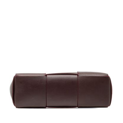 Second hand Bottega Veneta The Arco Medium Leather Maxi Intrecciato Tote Shoulder Bag Red - Tabita Bags