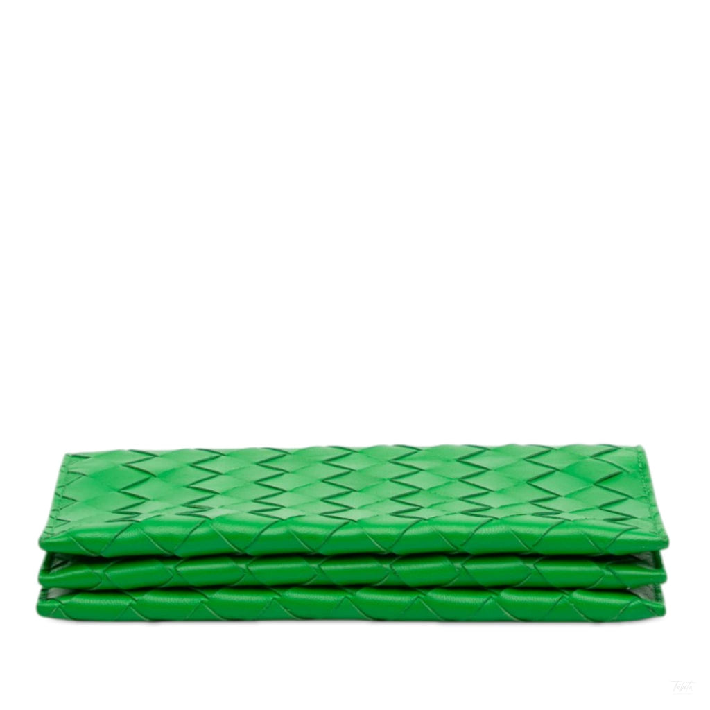 Second hand Bottega Veneta Wallet on Strap Nappa Leather Intrecciato Green - Tabita Bags