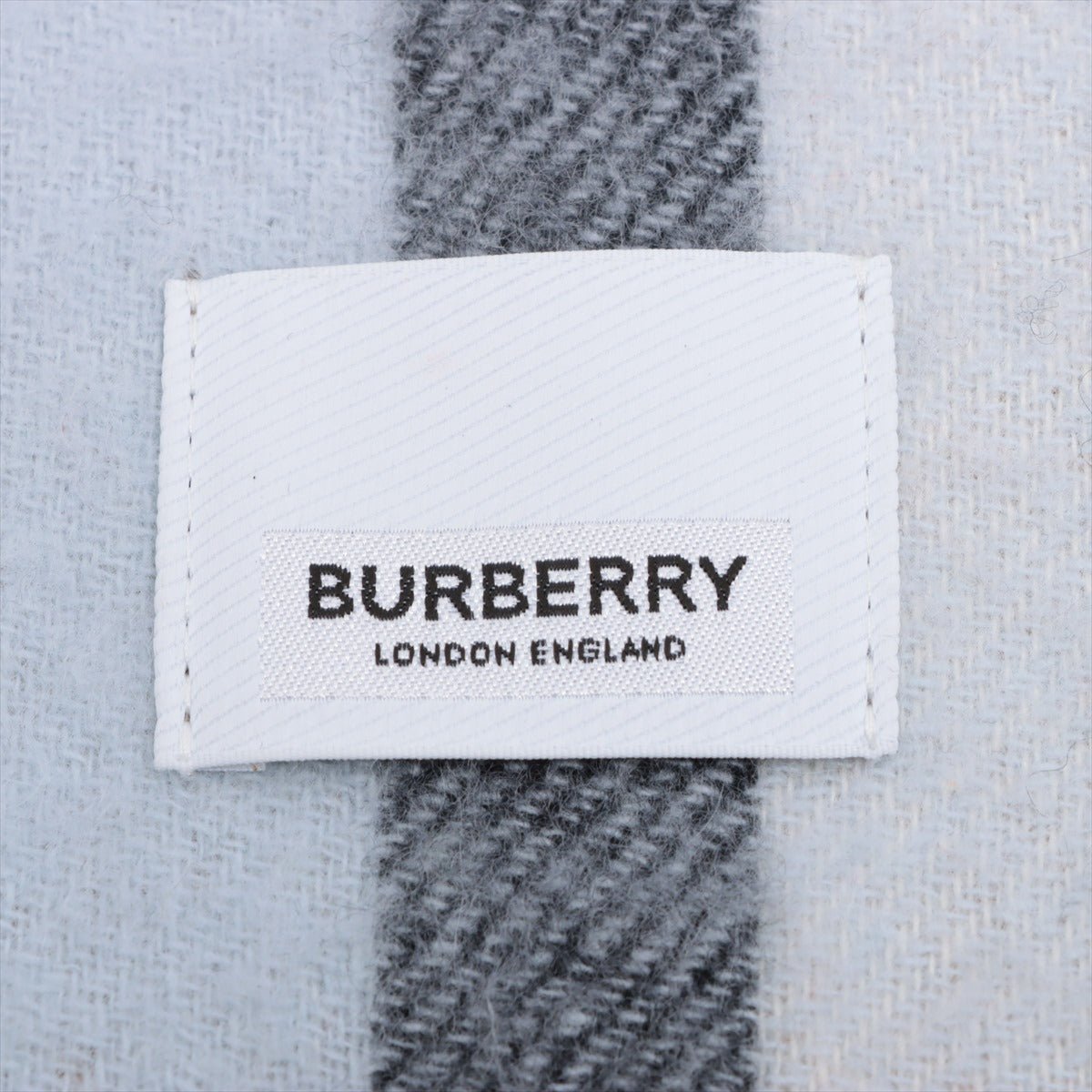 Second hand Burberry Scarve Reversible Check Cashmere CB - Tabita Bags