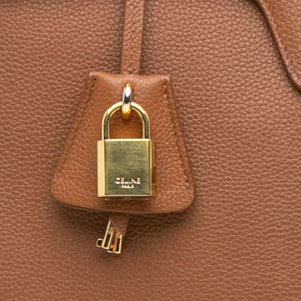 Second hand Céline 16 Medium Grained Calfskin Leather Top - handle Handbag Brown - Tabita Bags