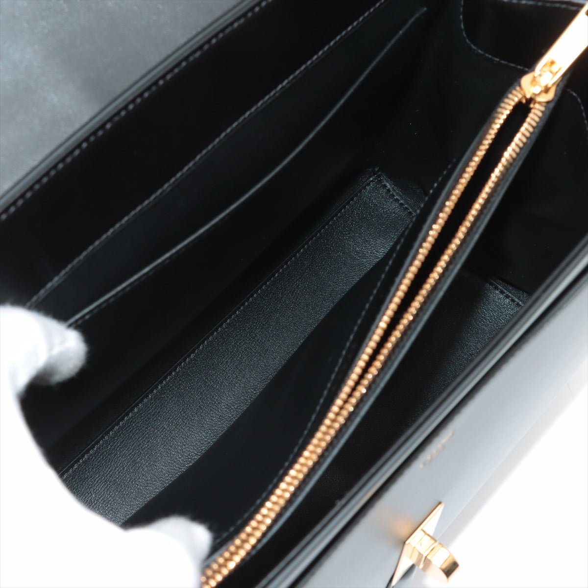 Second hand Céline 16 Seize Classique Shiny Calfskin Leather Top - handle Bag Black - Tabita Bags