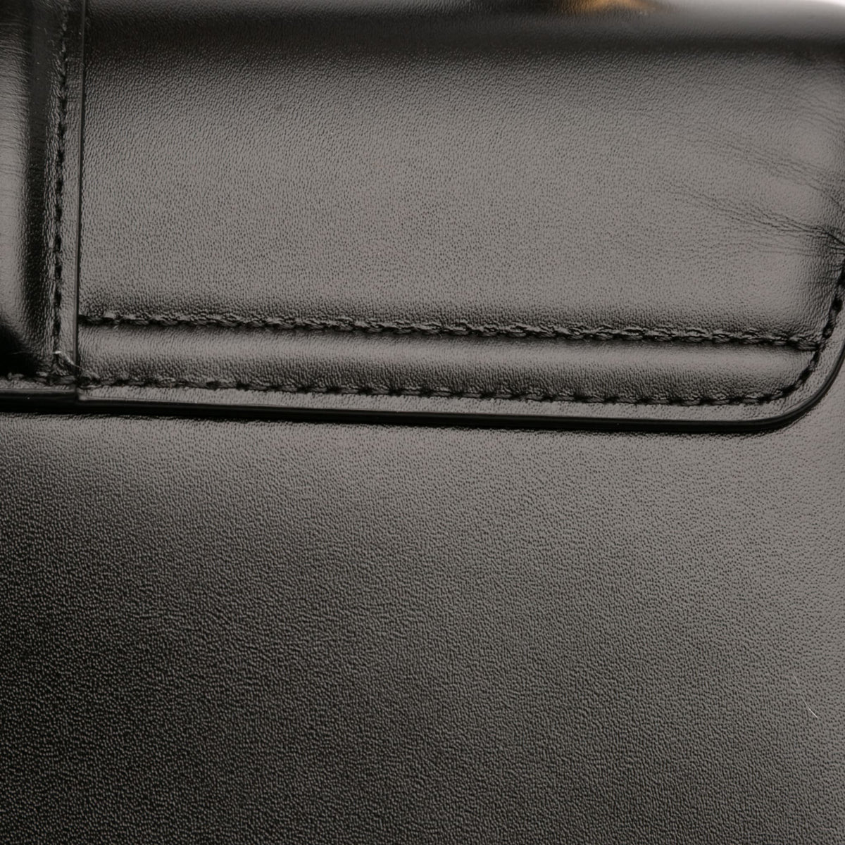 Second hand Céline 16 Small Shiny Calfskin Leather Top - handle Handbag Black - Tabita Bags