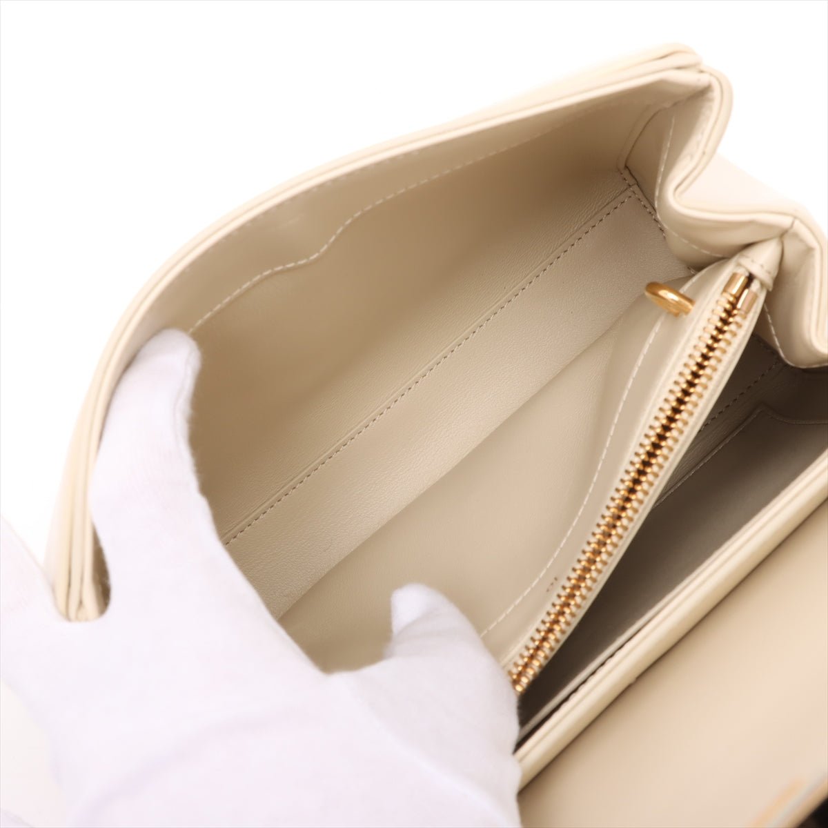 Second hand Céline 16 Small Shiny Calfskin Leather Top - Handle Handbag Rice - Tabita Bags