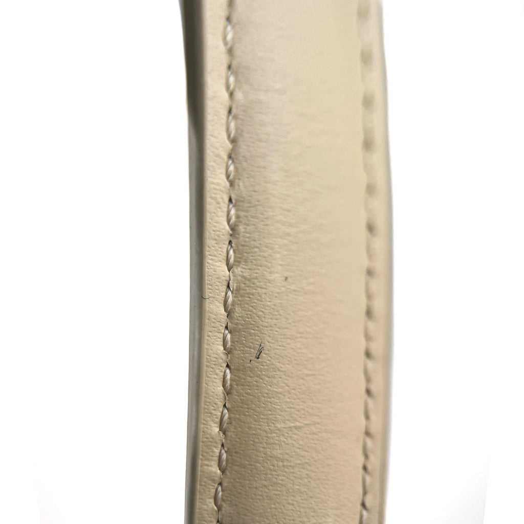 Second hand Céline 16 Small Shiny Calfskin Leather Top - Handle Handbag Rice - Tabita Bags