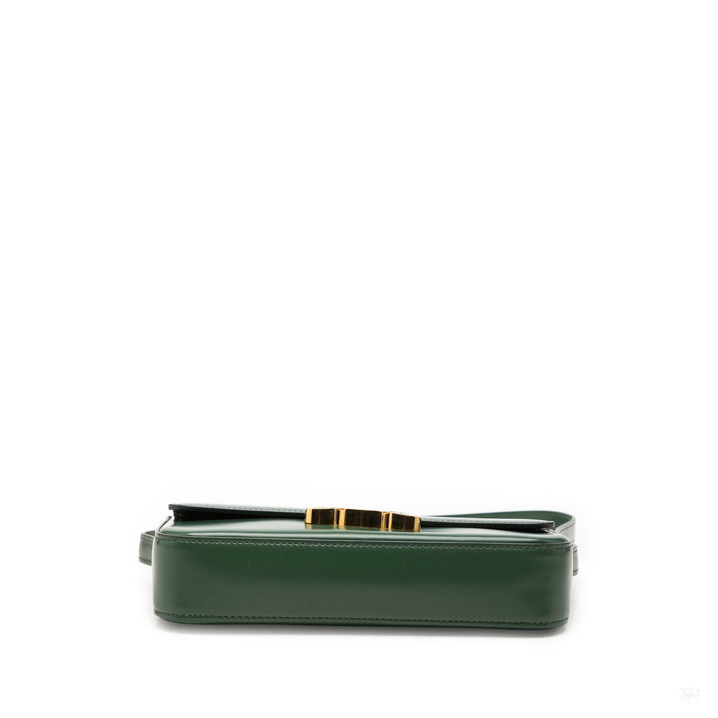 Second hand Céline Claude Shiny Calfskin Leather Flap Shoulder Bag Green - Tabita Bags