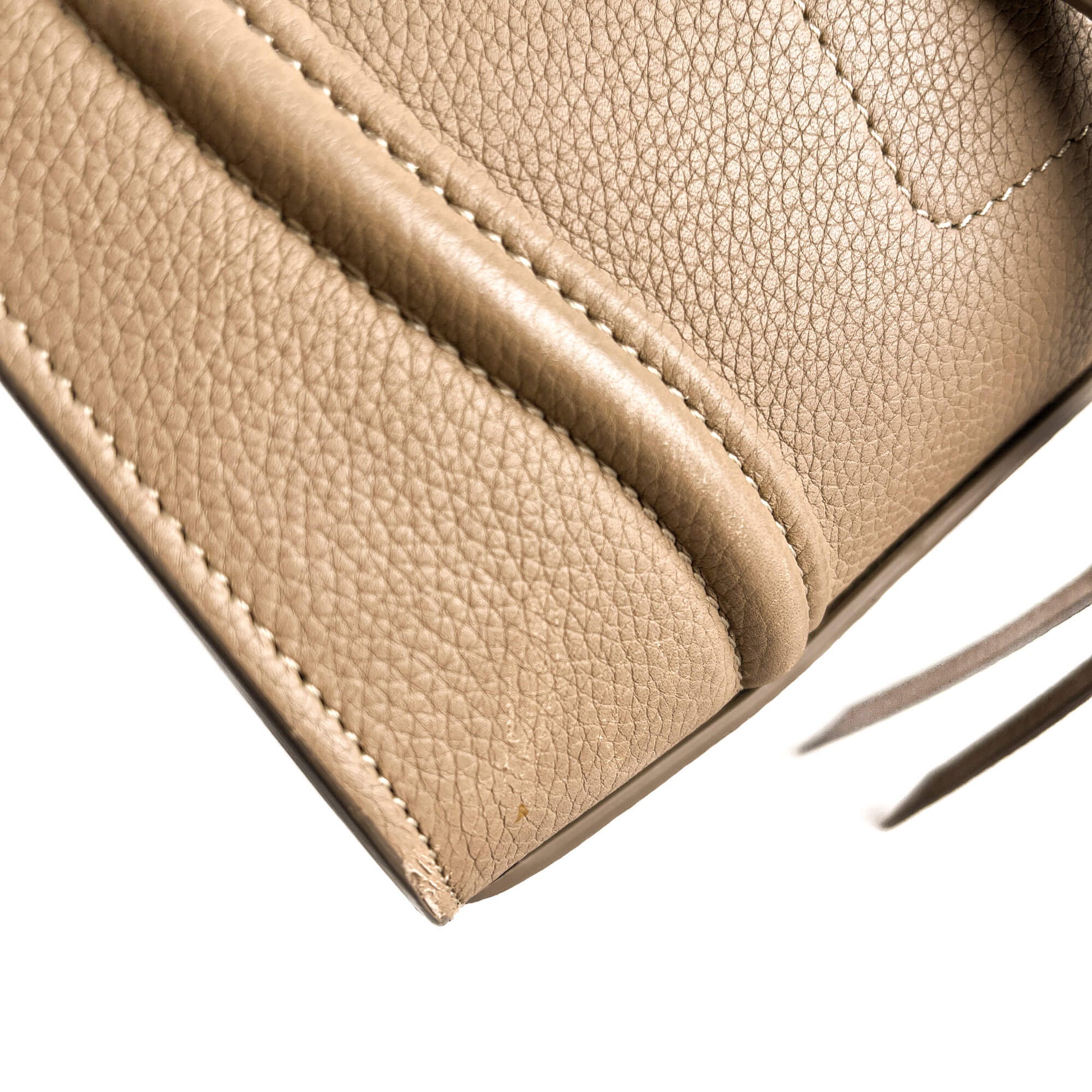 Second hand Céline Phanton Luggage Medium Drummed Calfskin Leather Tote Handbag Beige - Tabita Bags