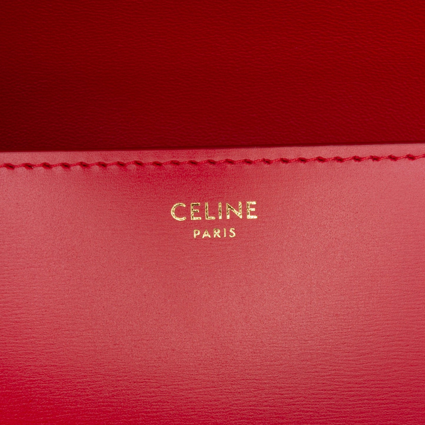 Second hand Céline Triomphe Classique Shiny Calfskin Leather Flap Crossbody Red - Tabita Bags