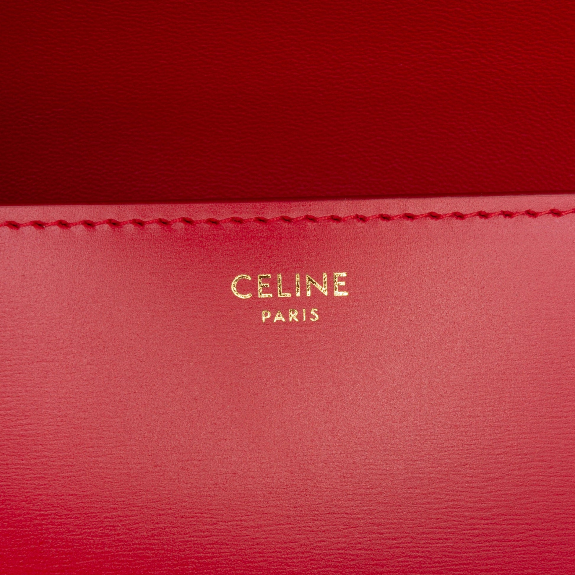 Second hand Céline Triomphe Classique Shiny Calfskin Leather Flap Crossbody Red - Tabita Bags