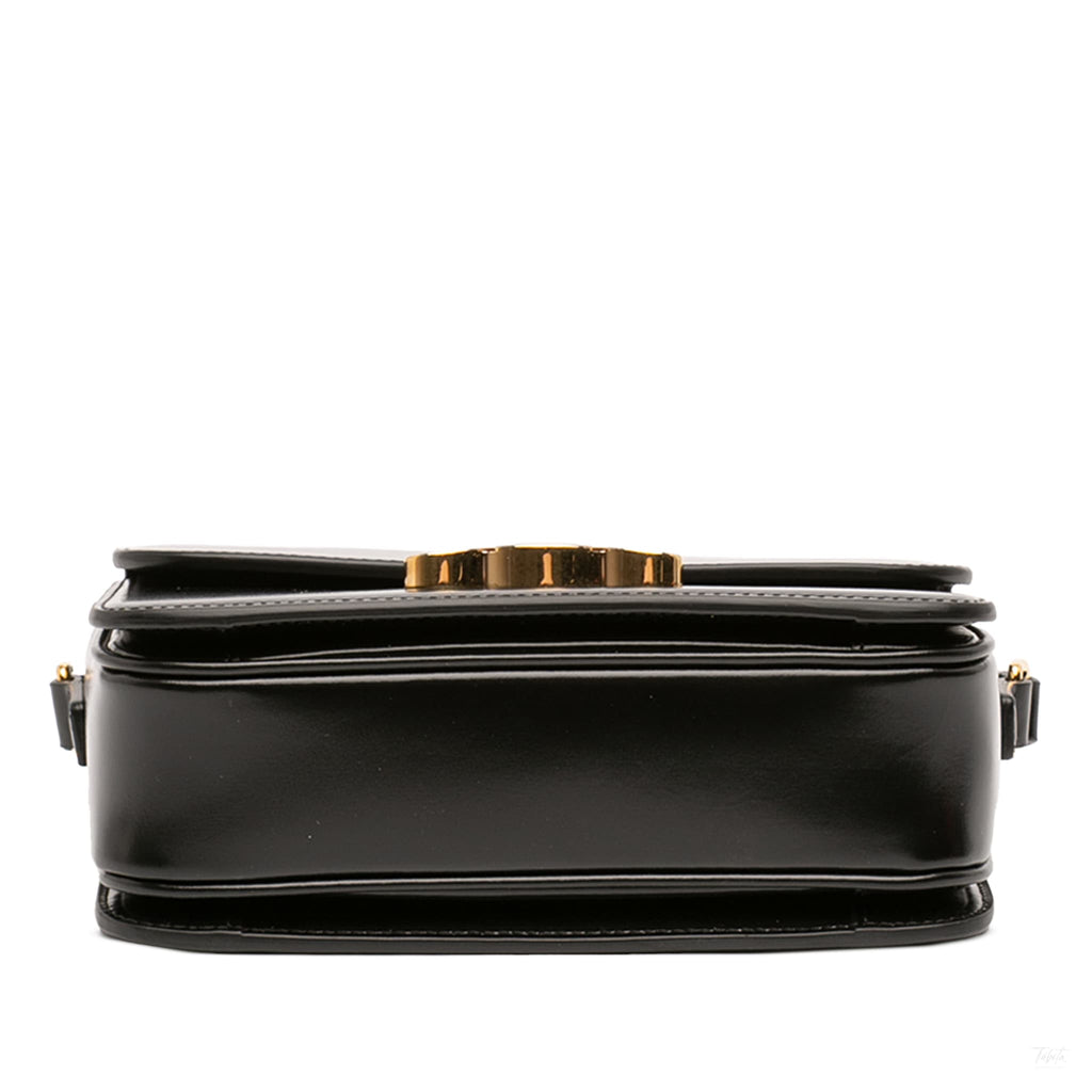 Second hand Céline Triomphe Teen Shiny Calfskin Leather Flap Crossbody Black - Tabita Bags