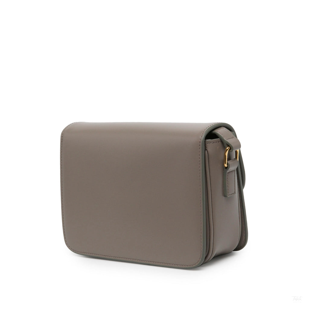 Second hand Céline Triomphe Teen Shiny Calfskin Leather Flap Crossbody Brown - Tabita Bags