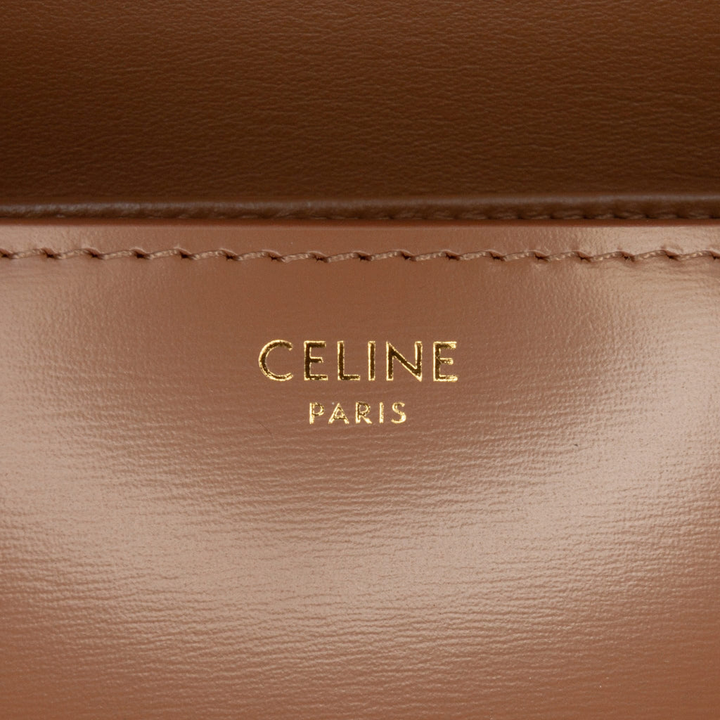 Second hand Céline Triomphe Teen Shiny Calfskin Leather Flap Crossbody Brown - Tabita Bags