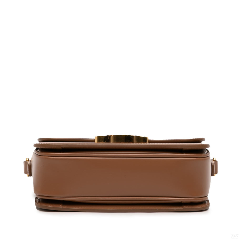 Second hand Céline Triomphe Teen Shiny Calfskin Leather Flap Crossbody Brown - Tabita Bags
