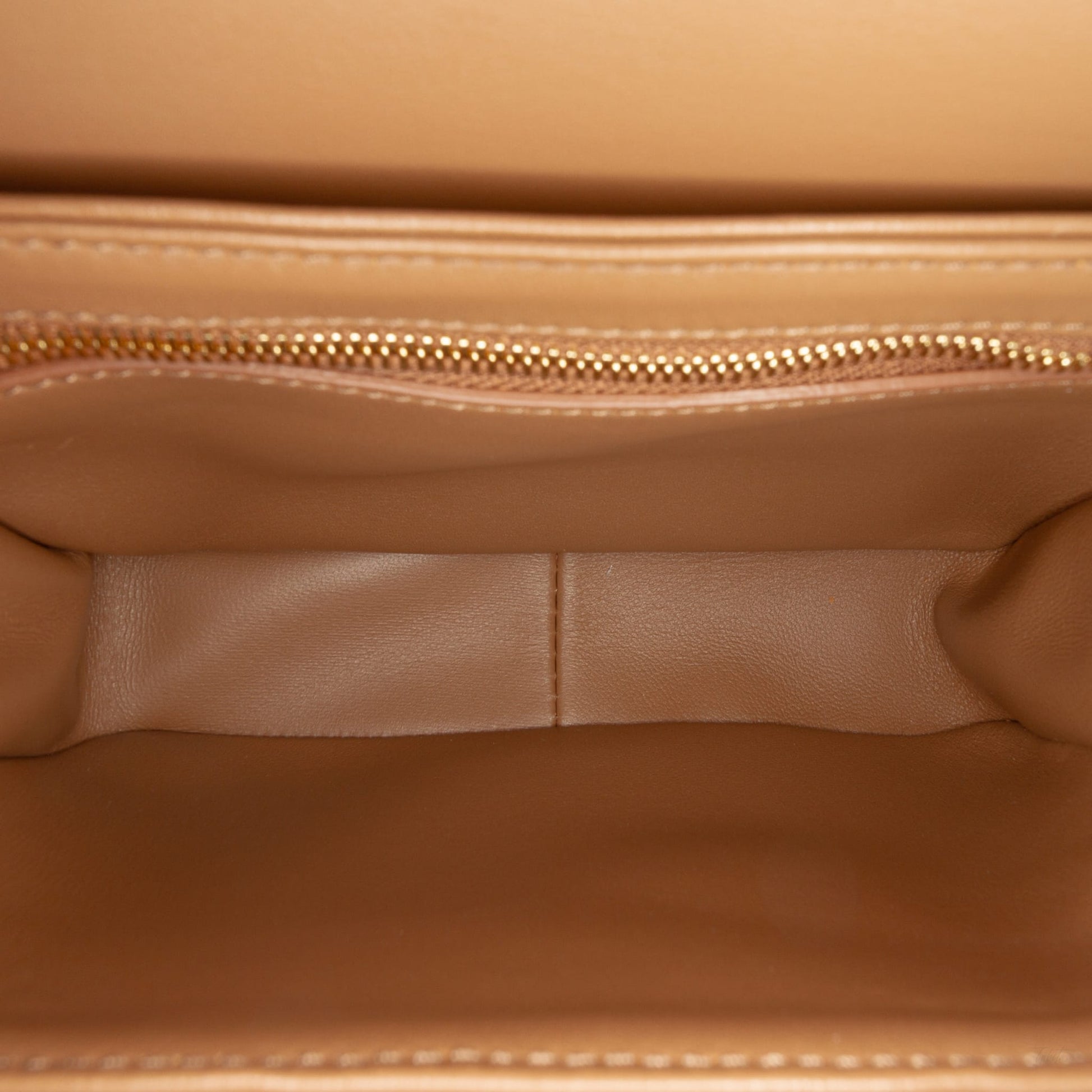 Second hand Céline Triomphe Teen Shiny Calfskin Leather Flap Crossbody Brown - Tabita Bags