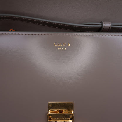 Second hand Céline Triomphe Teen Shiny Calfskin Leather Flap Crossbody Brown - Tabita Bags