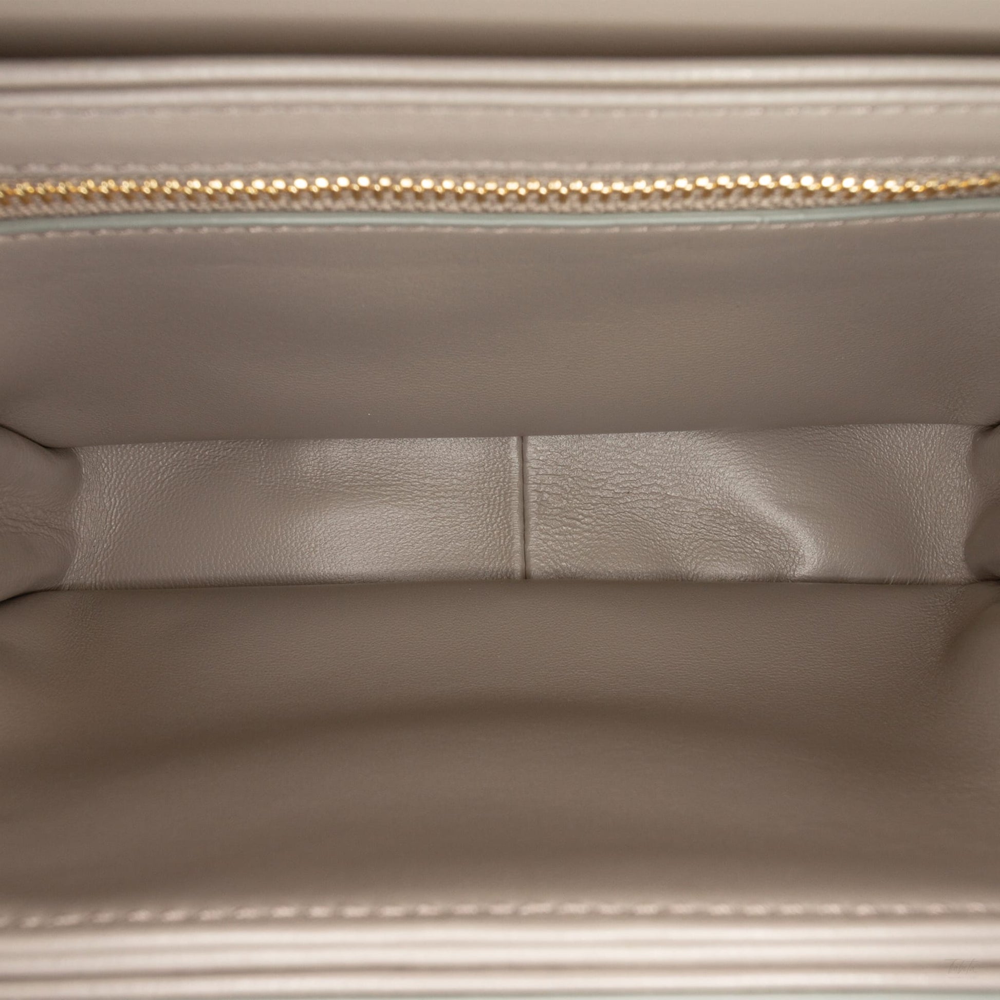 Second hand Céline Triomphe Teen Shiny Calfskin Leather Flap Crossbody Brown - Tabita Bags