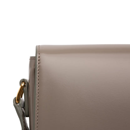 Second hand Céline Triomphe Teen Shiny Calfskin Leather Flap Crossbody Brown - Tabita Bags