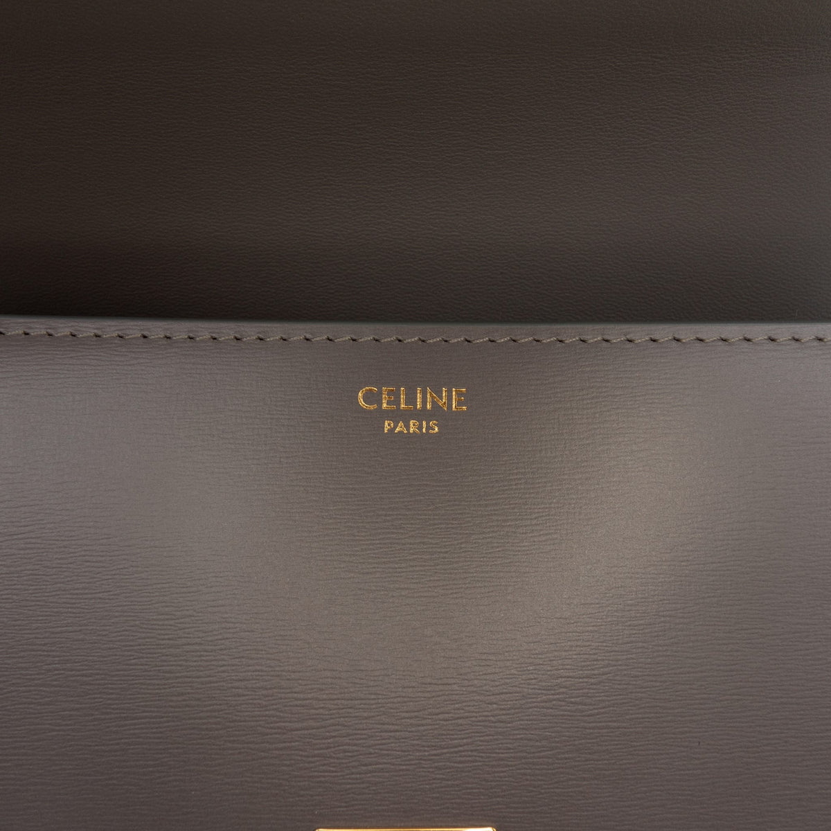 Second hand Céline Triomphe Teen Shiny Calfskin Leather Flap Crossbody Grey - Tabita Bags