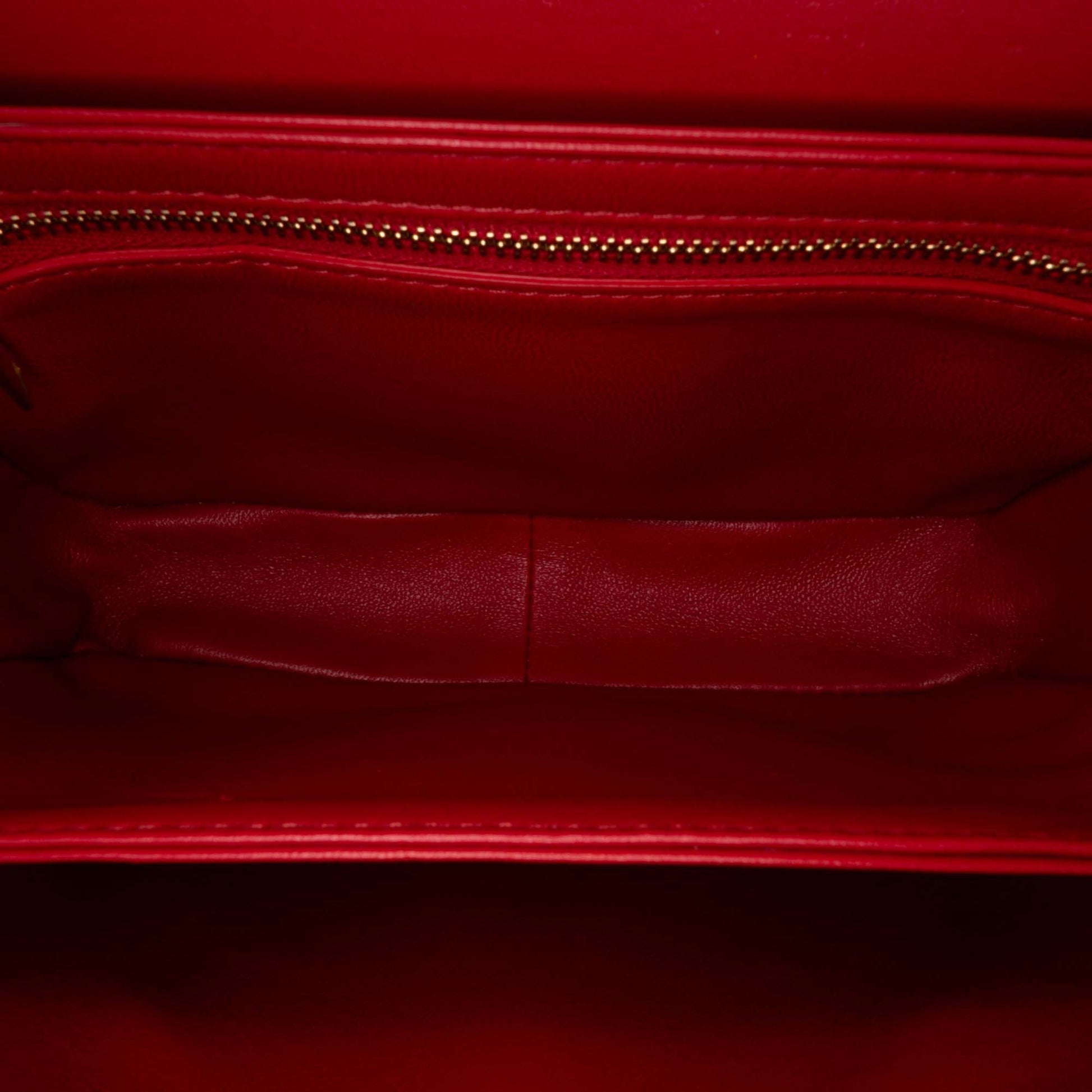 Second hand Céline Triomphe Teen Shiny Calfskin Leather Flap Crossbody Red - Tabita Bags