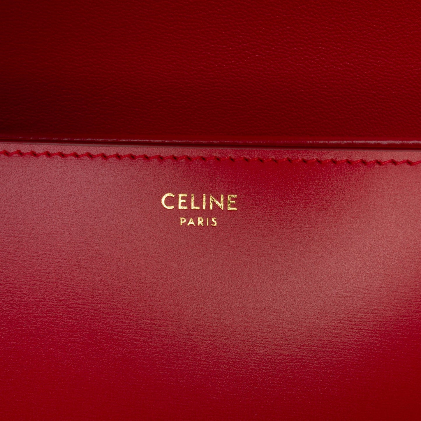 Second hand Céline Triomphe Teen Shiny Calfskin Leather Flap Crossbody Red - Tabita Bags