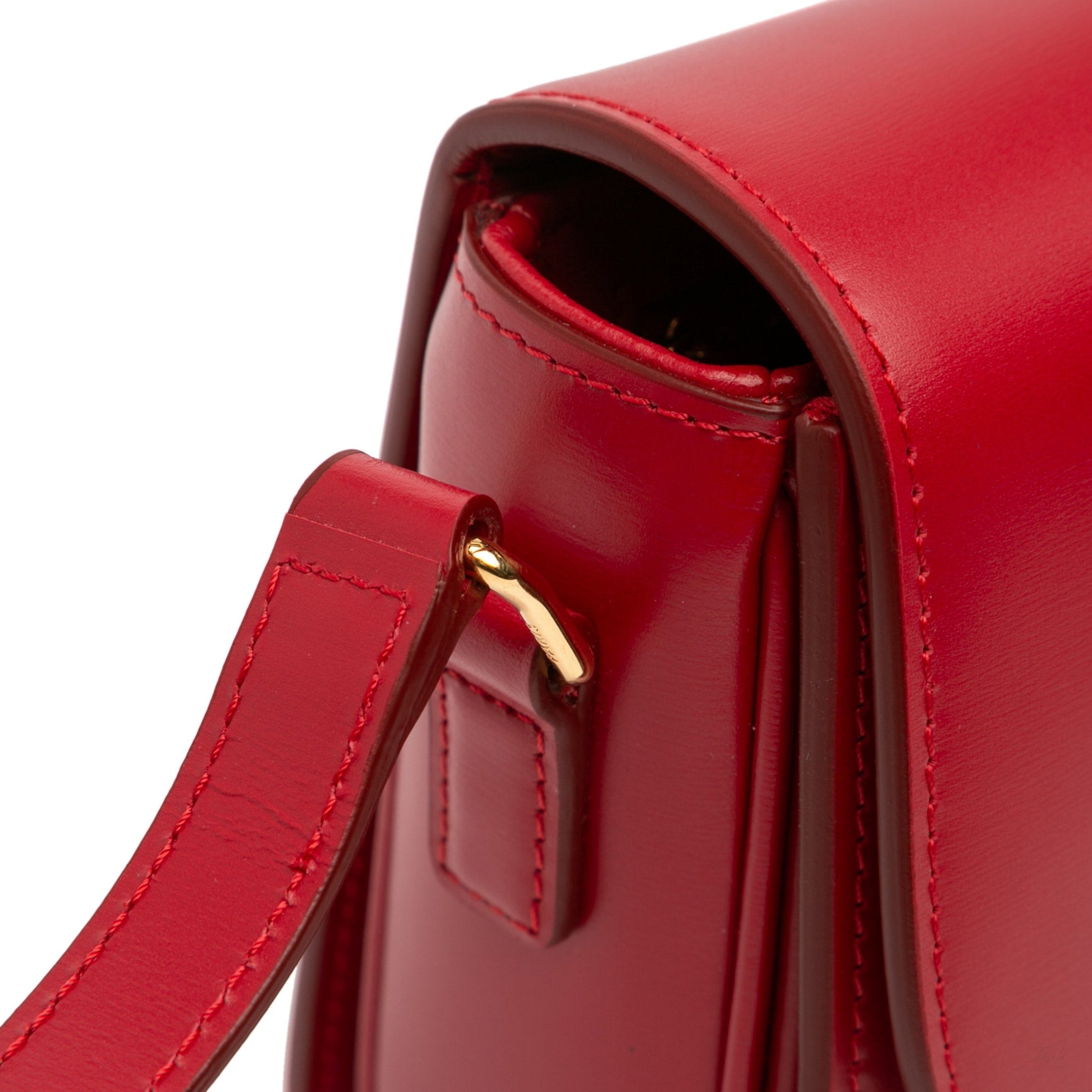 Second hand Céline Triomphe Teen Shiny Calfskin Leather Flap Crossbody Red - Tabita Bags