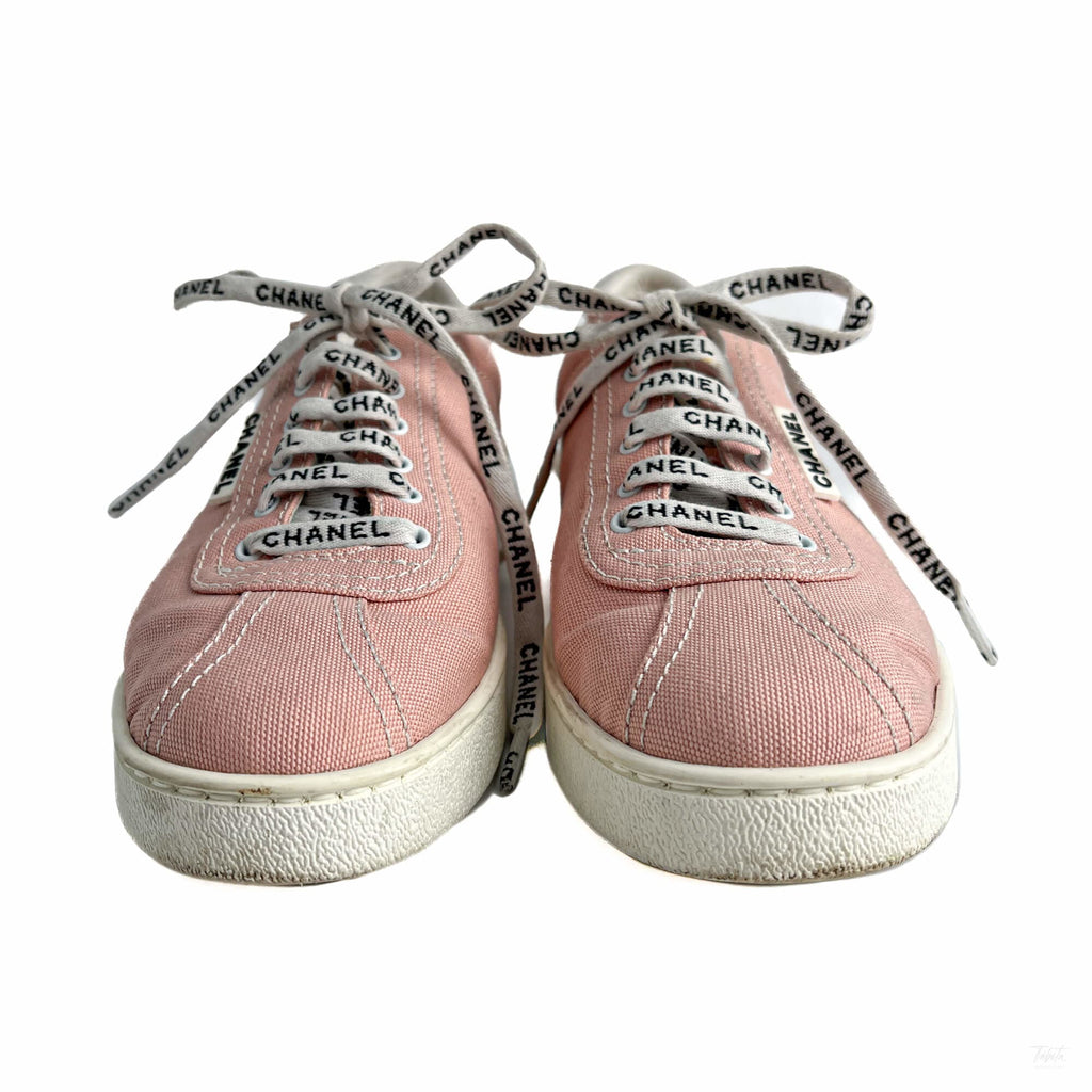 Second hand Chanel 19C Weekender Canvas Sneakers 38 Dust Pink - Tabita Bags