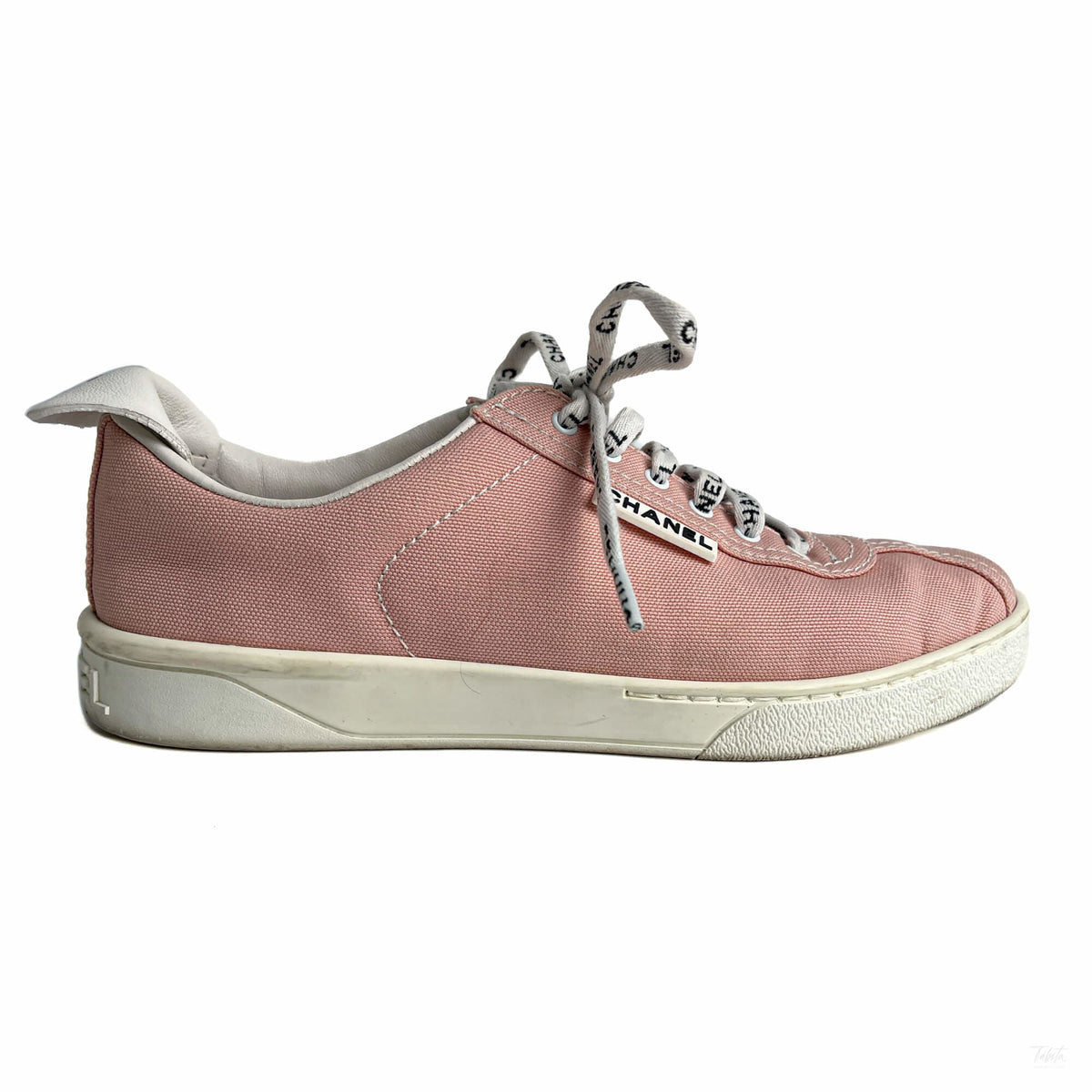 Second hand Chanel 19C Weekender Canvas Sneakers 38 Dust Pink - Tabita Bags