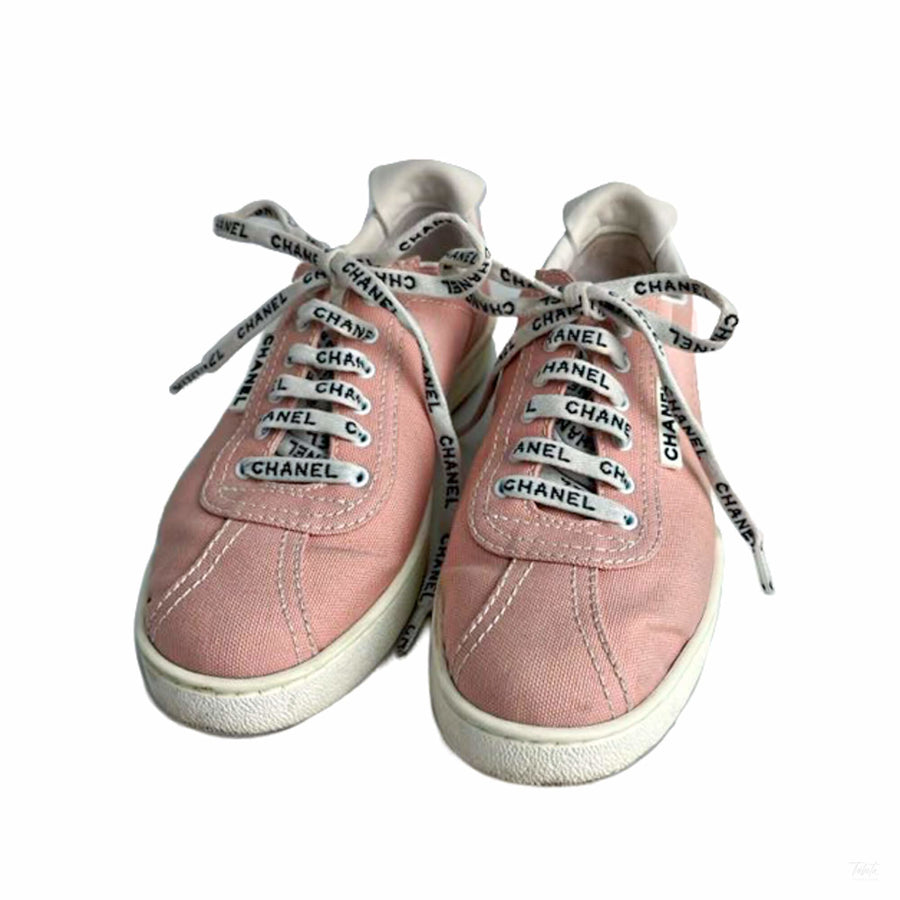 Second hand Chanel 19C Weekender Canvas Sneakers 38 Dust Pink - Tabita Bags