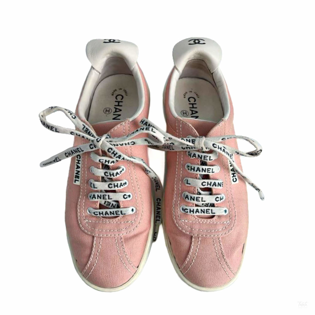 Second hand Chanel 19C Weekender Canvas Sneakers 38 Dust Pink - Tabita Bags