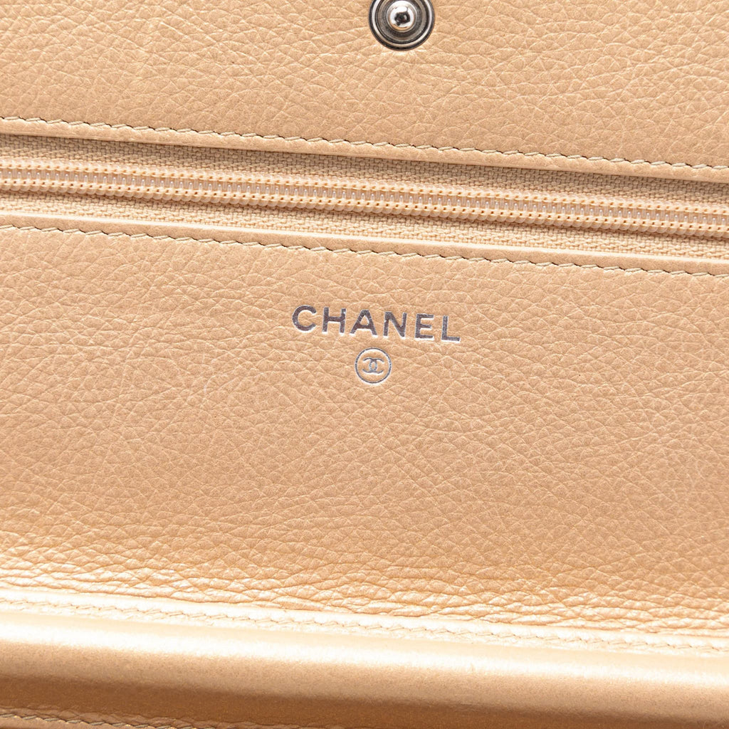 Second hand Chanel 2.55 Reissue Aged Calfskin Leather Lucky Charms Wallet on Chain Clutch Beige - Tabita Bags