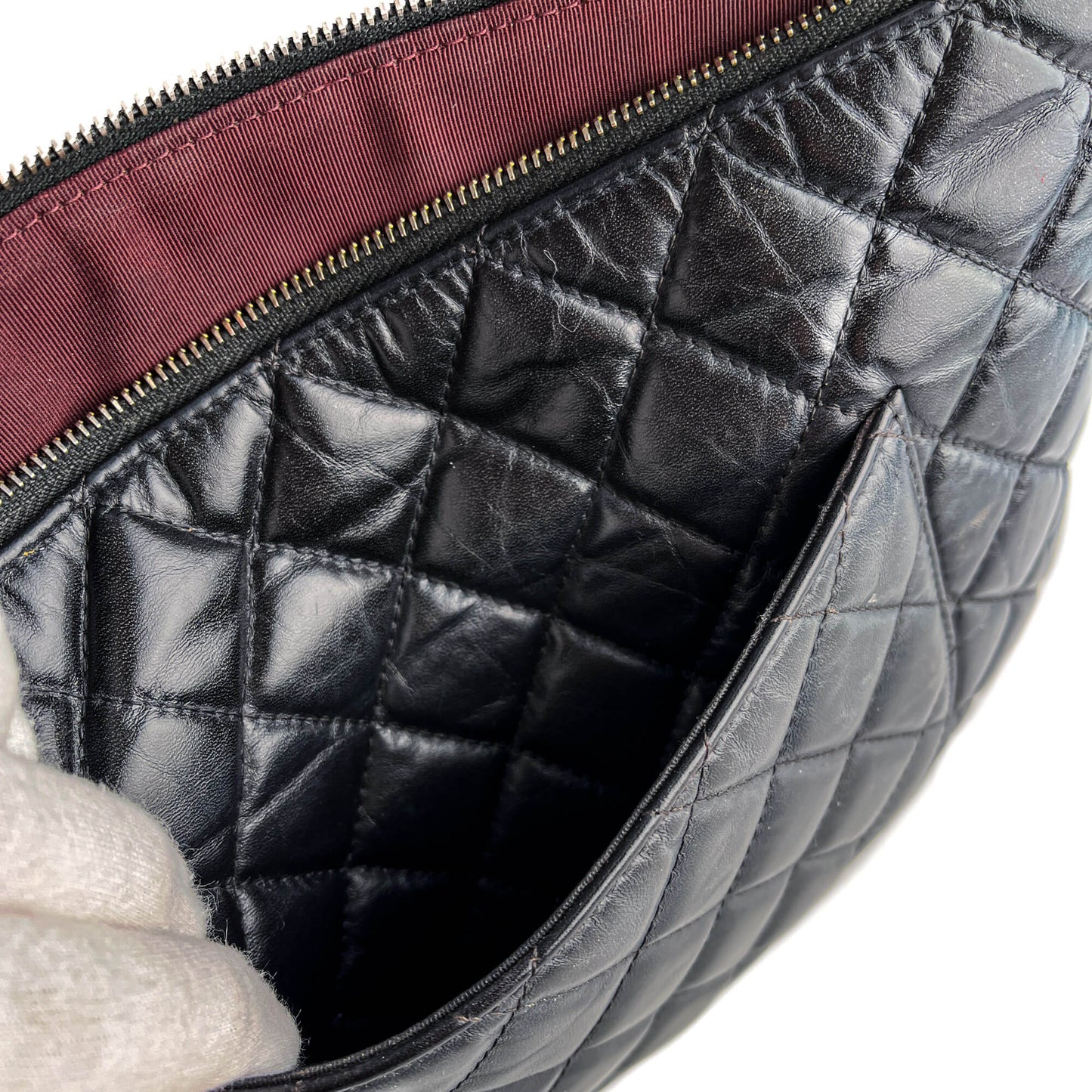 Second hand Chanel 2.55 Reissue Distressed Calfskin Leather Lucky Charm O Case Matelassè Pouch Black - Tabita Bags