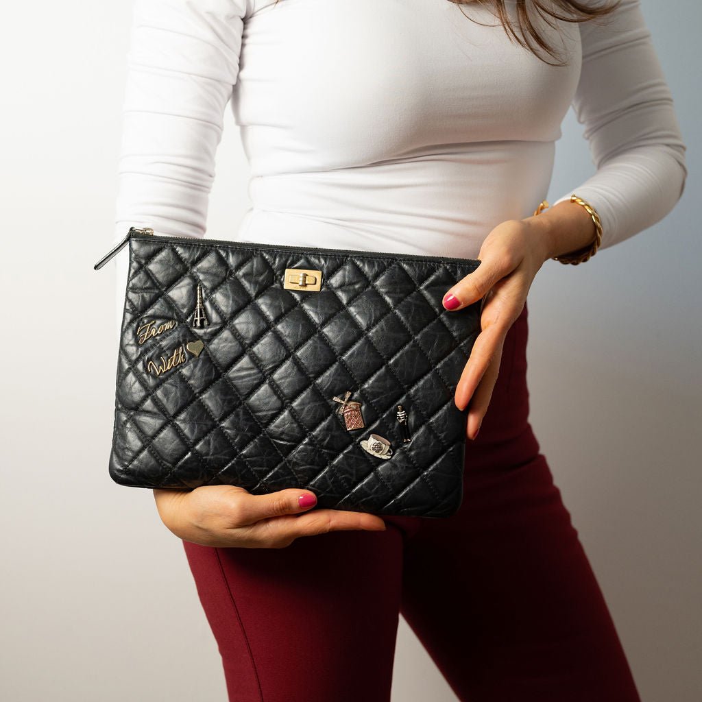 Second hand Chanel 2.55 Reissue Distressed Calfskin Leather Lucky Charm O Case Matelassè Pouch Black - Tabita Bags