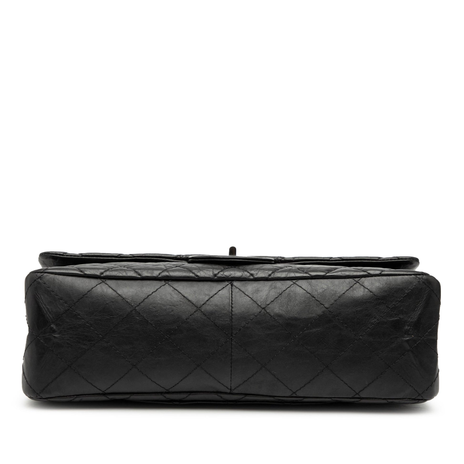 Second hand Chanel 2.55 Reissue Maxi Calfskin Leather Matelassè Flap Shoulder Bag Black - Tabita Bags