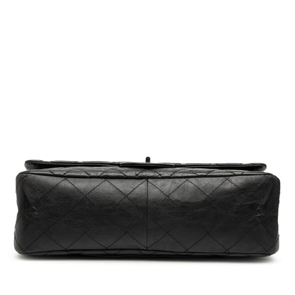Second hand Chanel 2.55 Reissue Maxi Calfskin Leather Matelassè Flap Shoulder Bag Black - Tabita Bags