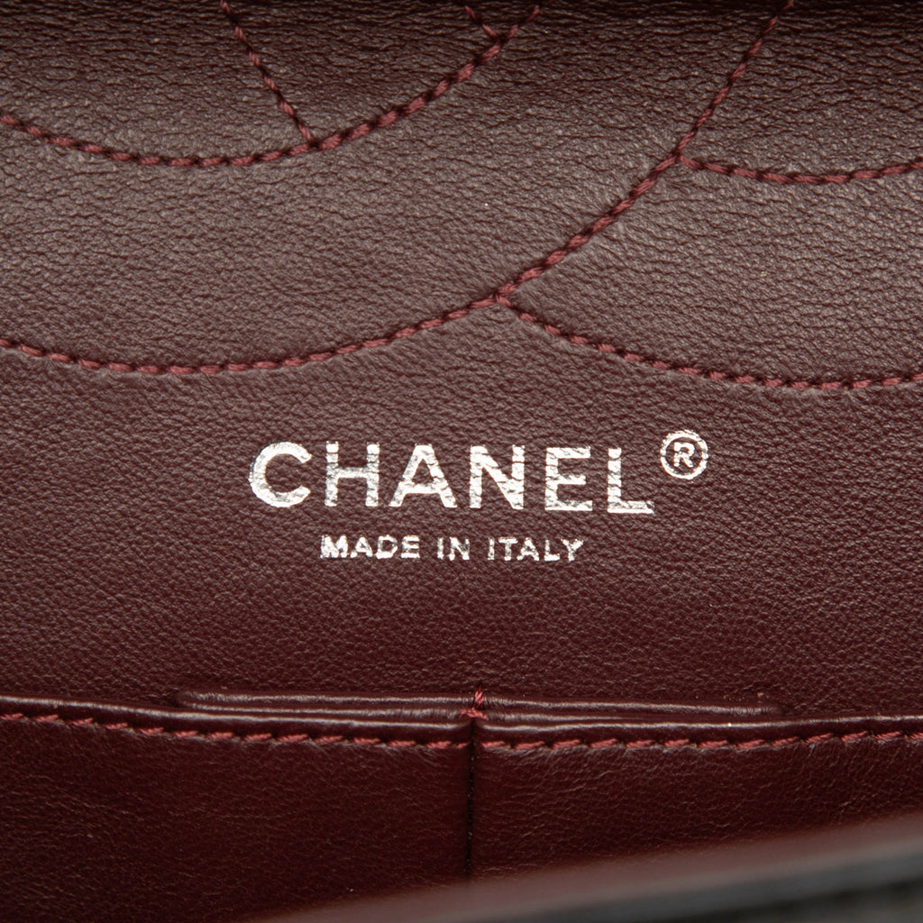 Second hand Chanel 2.55 Reissue Maxi Calfskin Leather Matelassè Flap Shoulder Bag Black - Tabita Bags