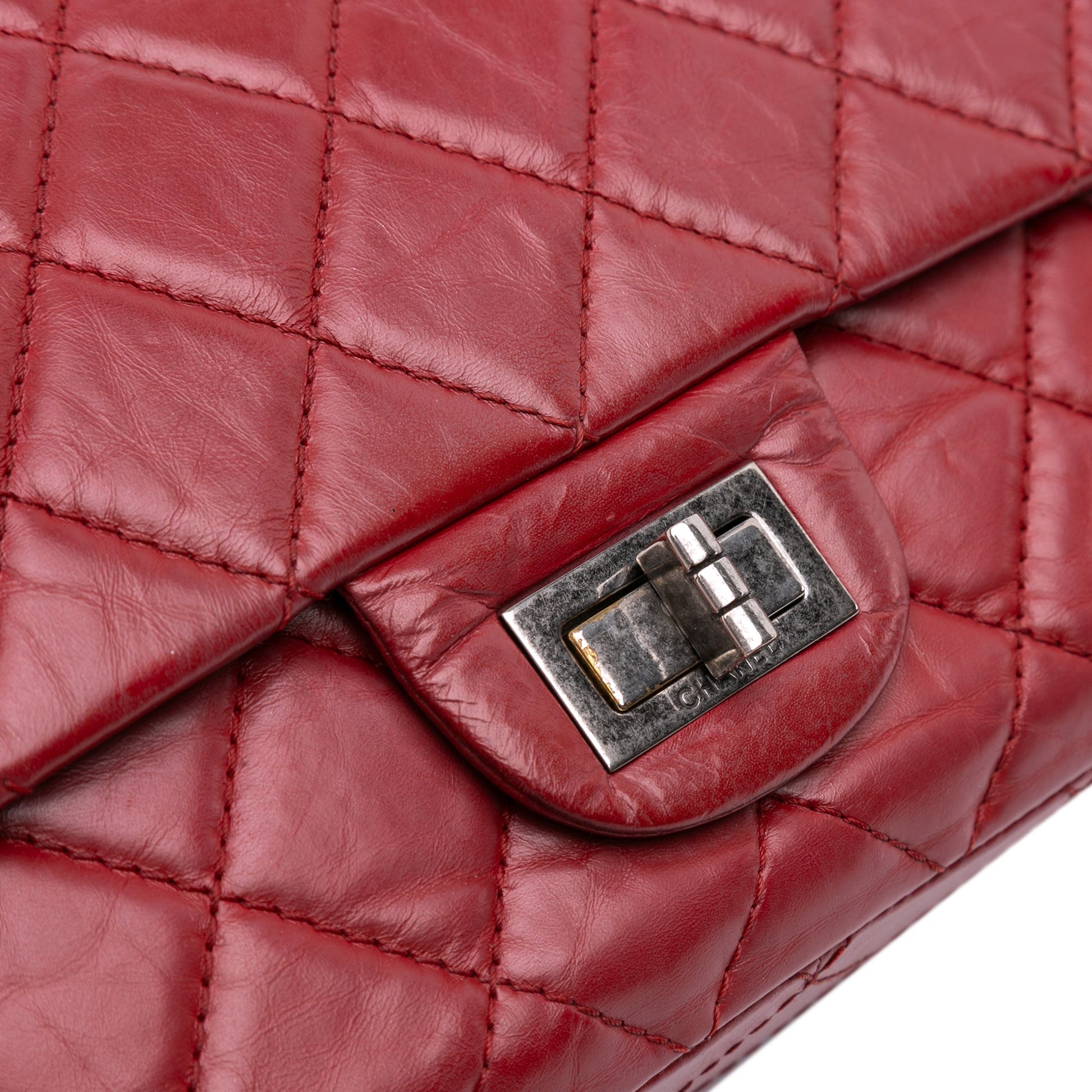 Second hand Chanel 2.55 Reissue Maxi Lambskin Leather Matelassè Flap Shoulder Bag Red - Tabita Bags