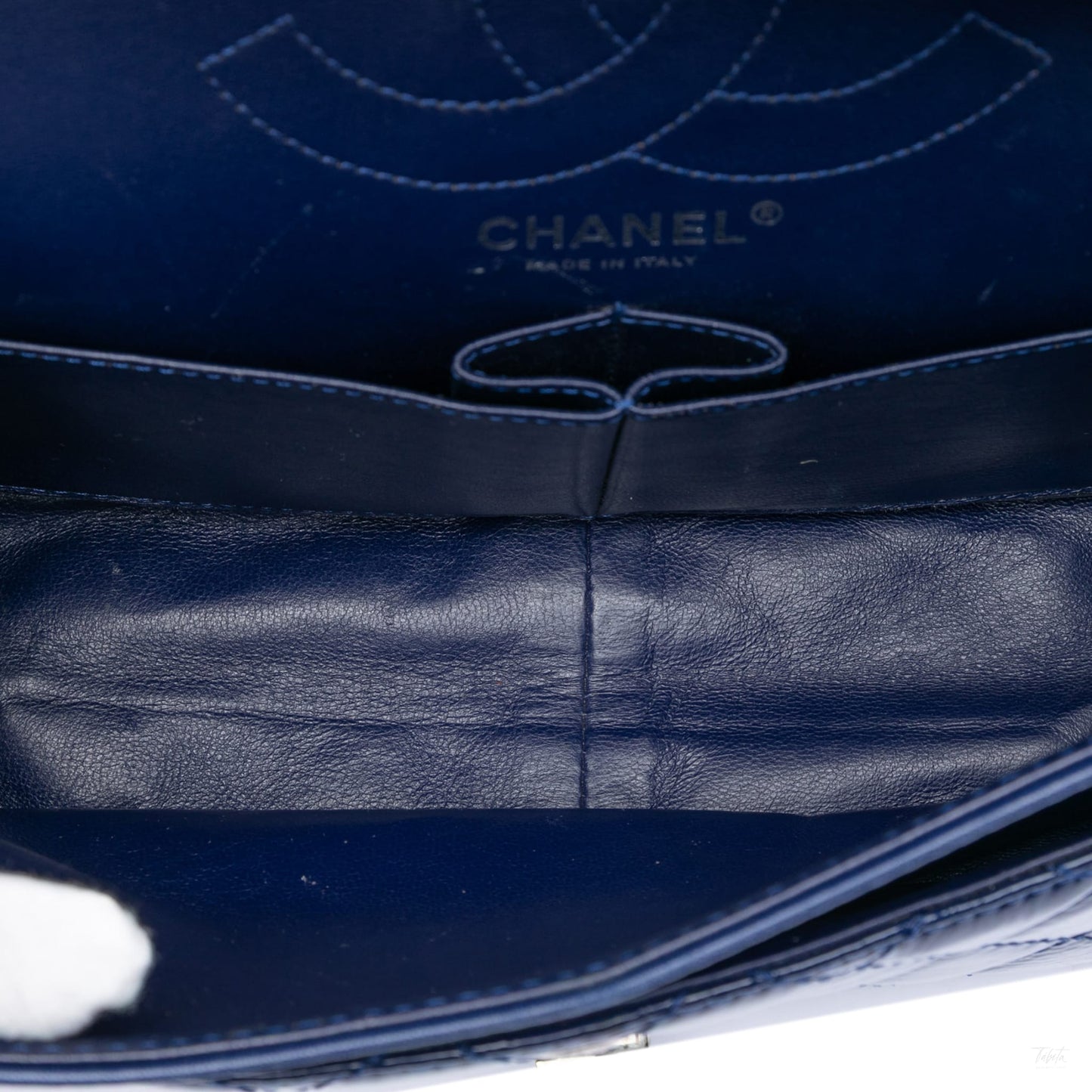 Second hand Chanel 2.55 Reissue Maxi Patent Leather Matelassè Flap Shoulder Bag Blue - Tabita Bags