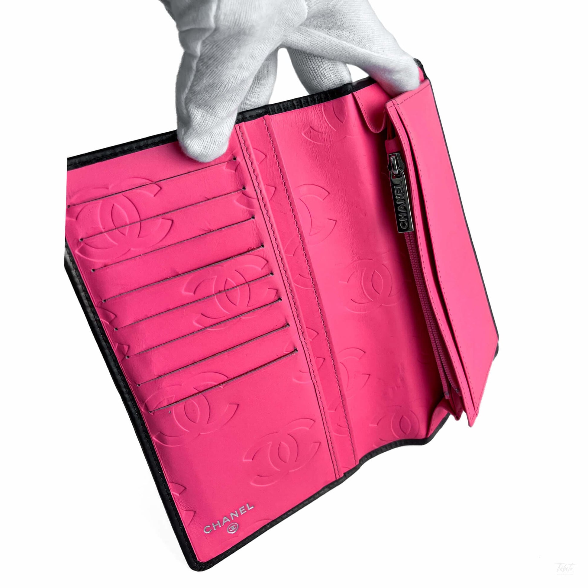 Second hand Chanel 31 Rue Cambon Lambskin Leather Matelassè Vertical Long Wallet Black - Tabita Bags