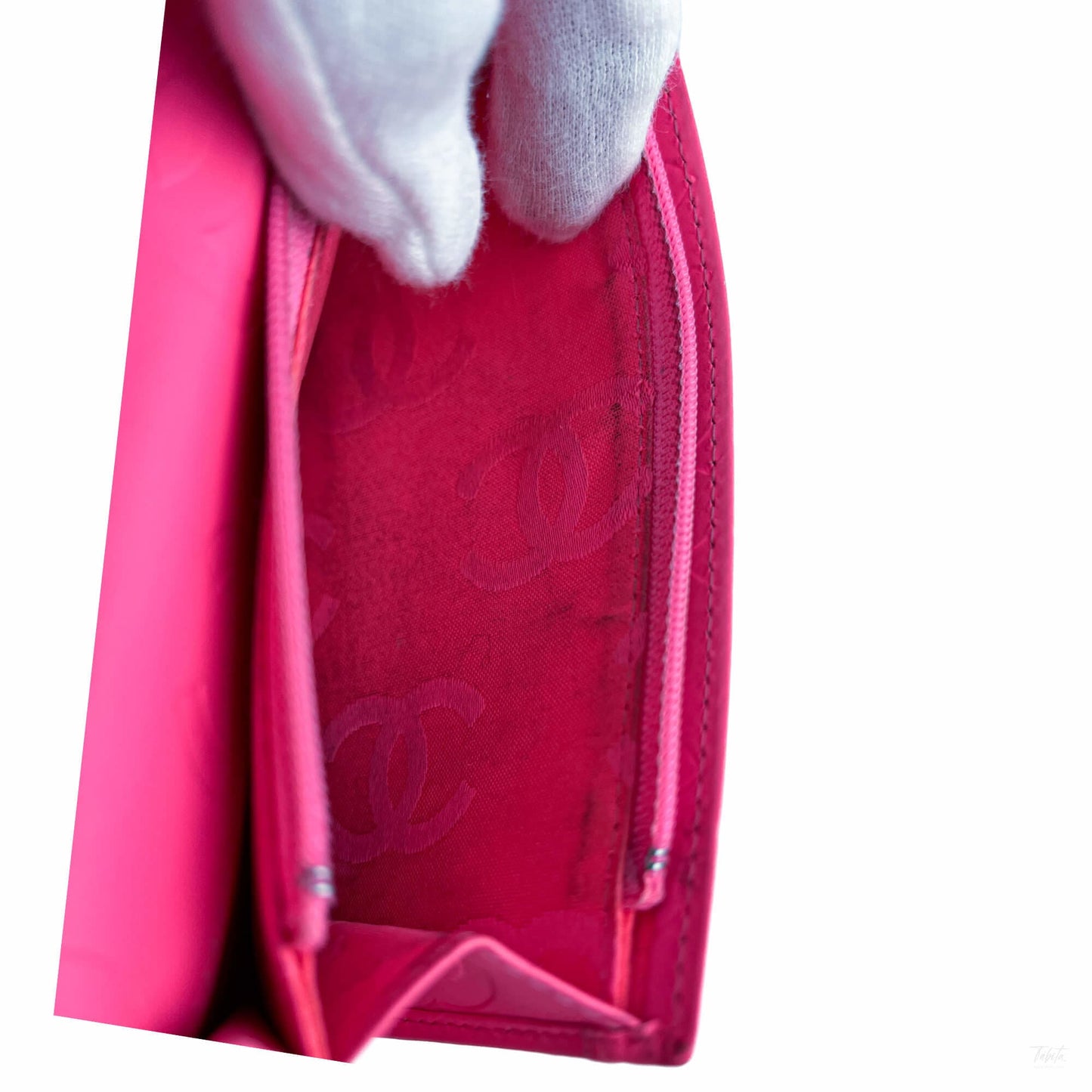 Second hand Chanel 31 Rue Cambon Lambskin Leather Matelassè Vertical Long Wallet Black - Tabita Bags