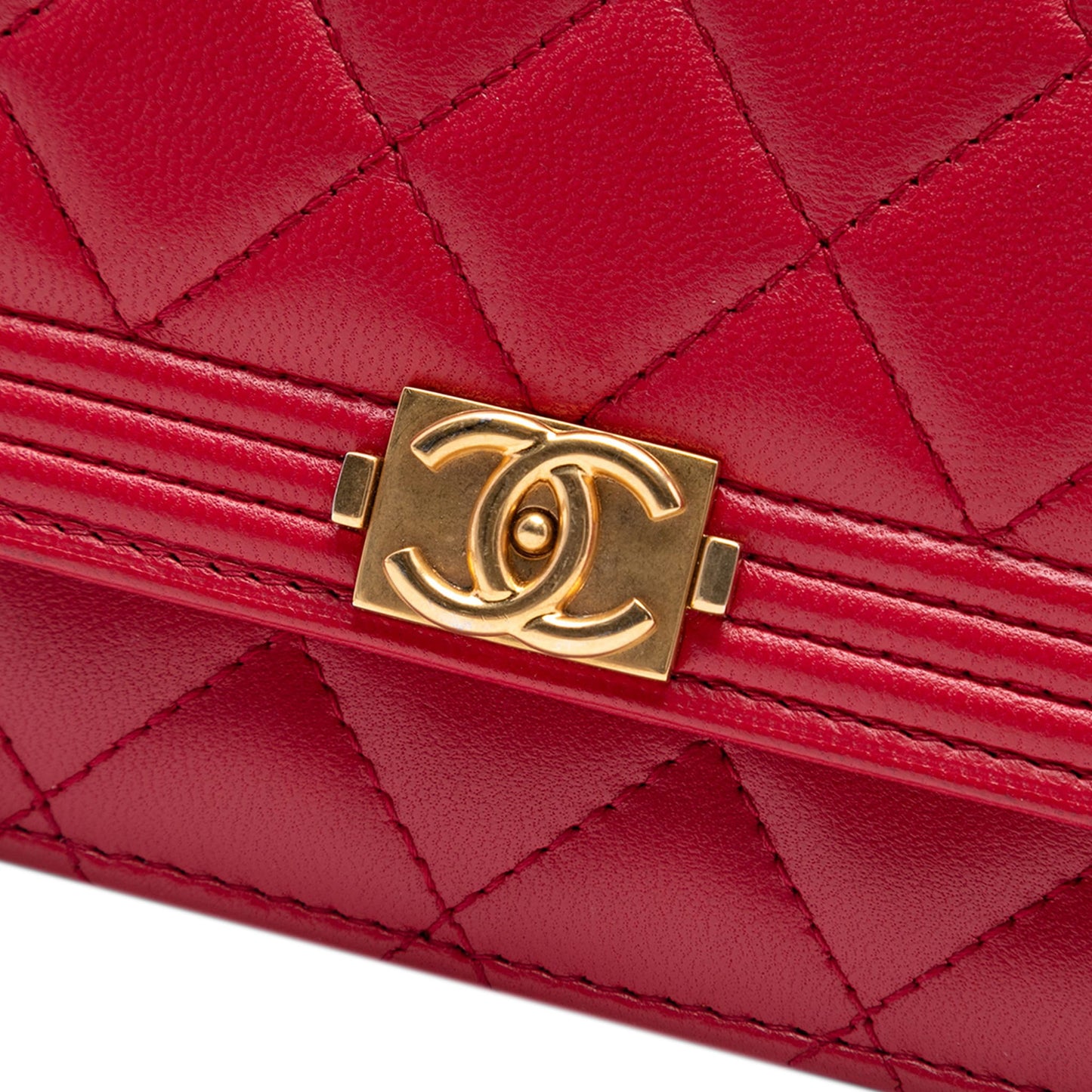 Second hand Chanel Boy Caviar Leather Quilted Wallet on Chain Crossbody Red - Tabita Bags