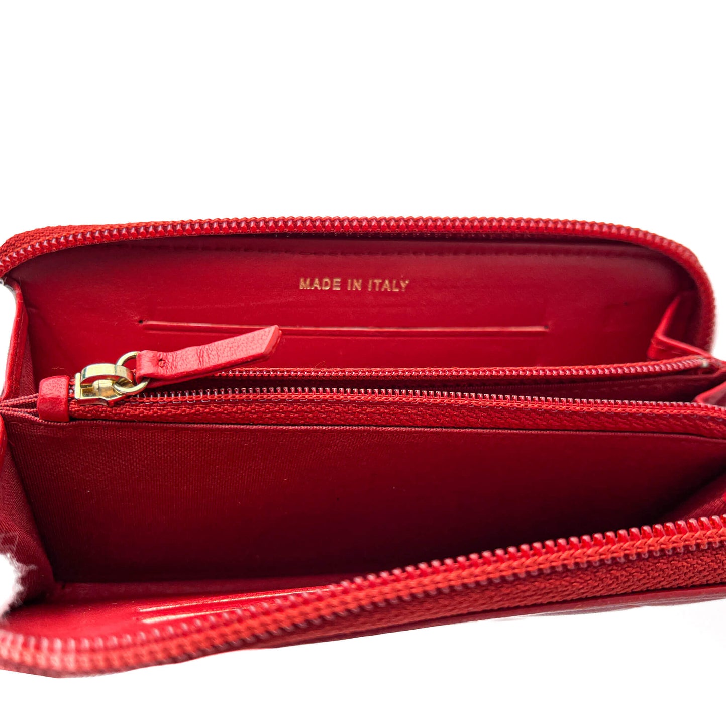Second hand Chanel Boy Lambskin Leather Matelassè Zip Wallet Raspberry Red - Tabita Bags