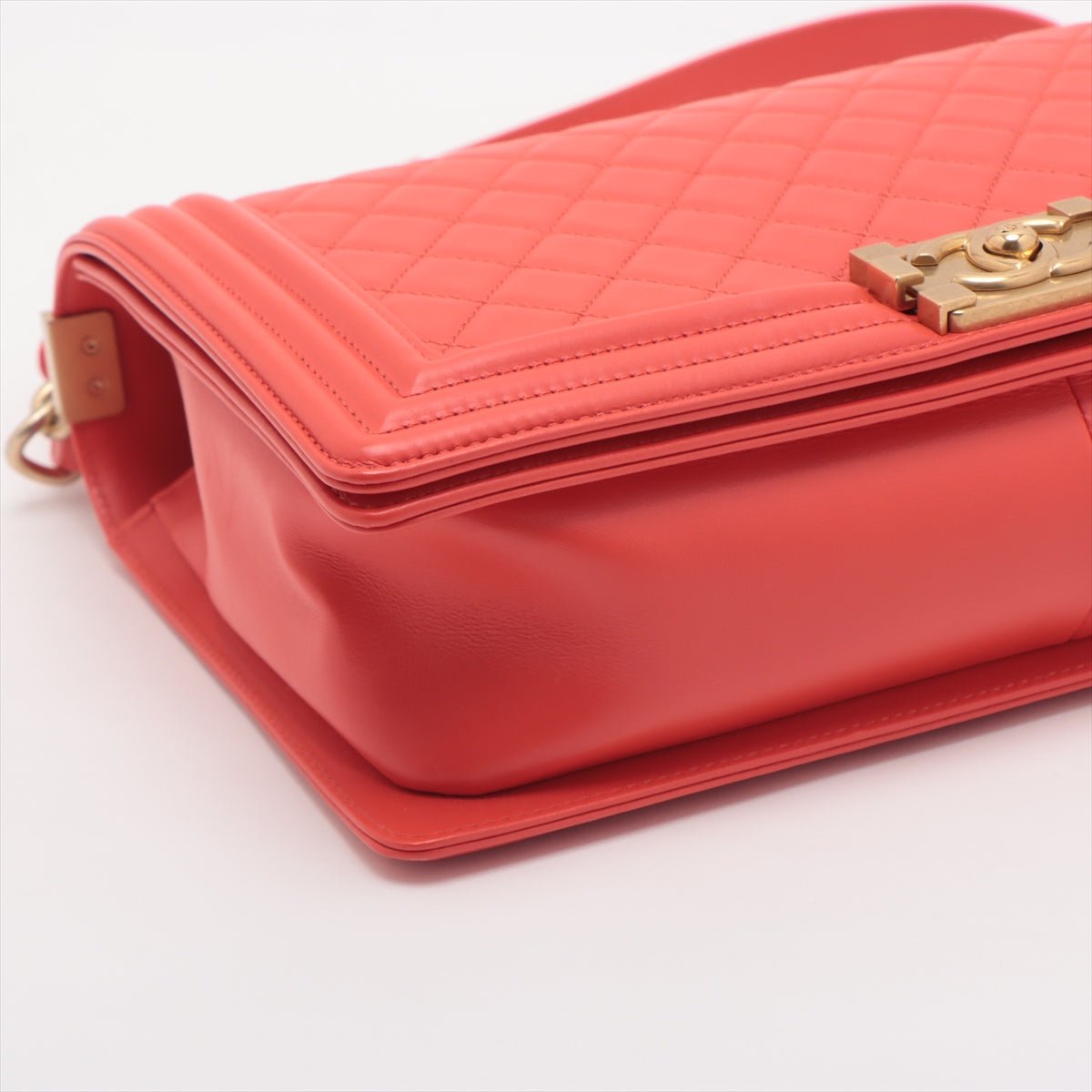 Second hand Chanel Boy Large Quilted Lambskin Leather 2 - Ways Flap Bag Coral Red - Tabita Bags