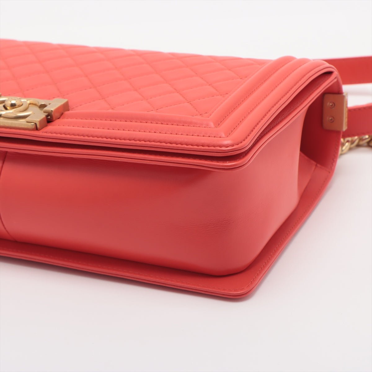 Second hand Chanel Boy Large Quilted Lambskin Leather 2 - Ways Flap Bag Coral Red - Tabita Bags