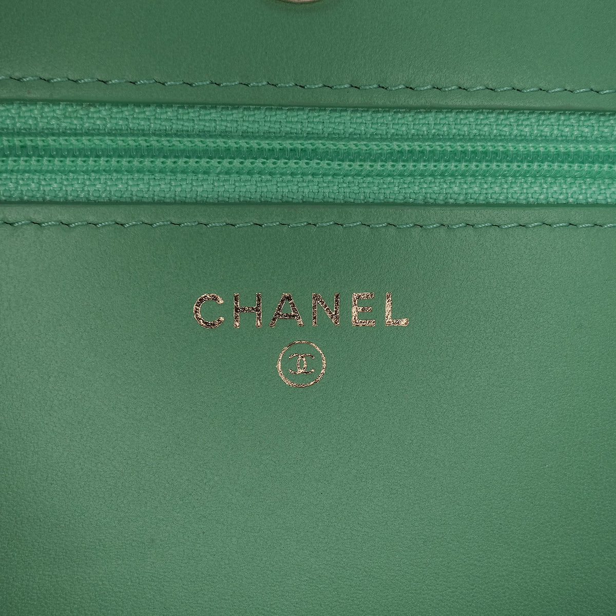 Second hand Chanel Boy Large Quilted Lambskin Leather Wallet on Chain Crossbody Green - Tabita Bags