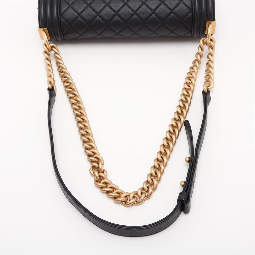Second hand Chanel Boy Medium Calfskin Leather Double Stitch Quilted Shoulder Bag Black - Tabita Bags
